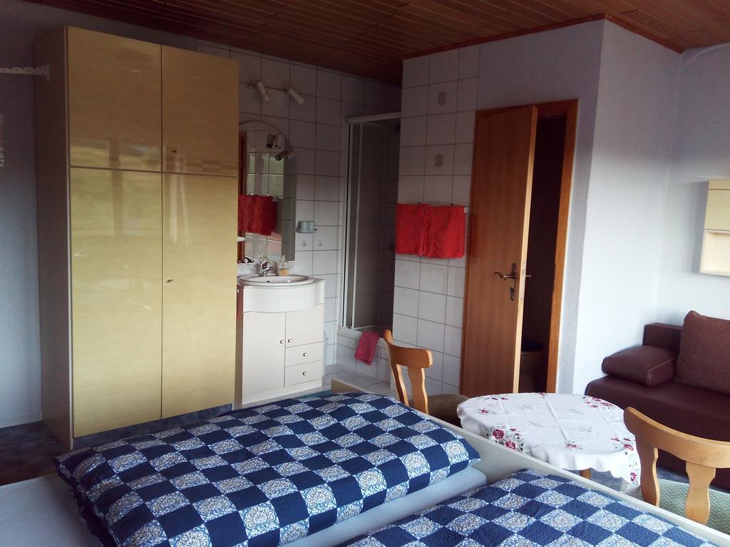 Pension Muehlenhardt Herschbroich Exteriér fotografie